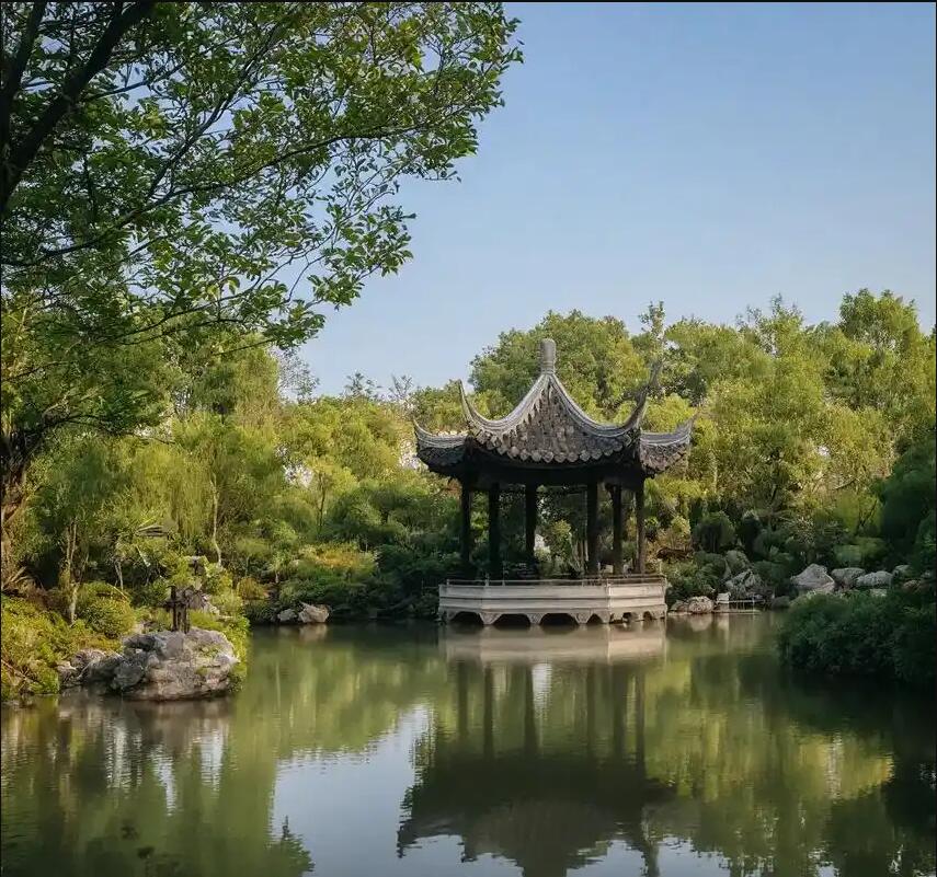 黄山黄山梦碎餐饮有限公司